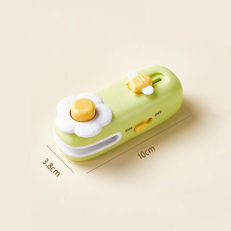 Portable Mini Heat Sealing Machine with Cutter & Magnet - Image 4